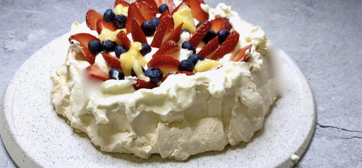 Strawberry Pavlova Recipe