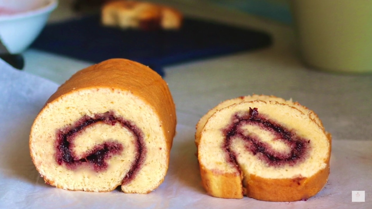 vanilla Jam roll